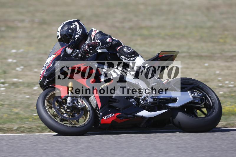 /36 08.08.2026  Pluess Motosport ADR/Freies Fahren/338